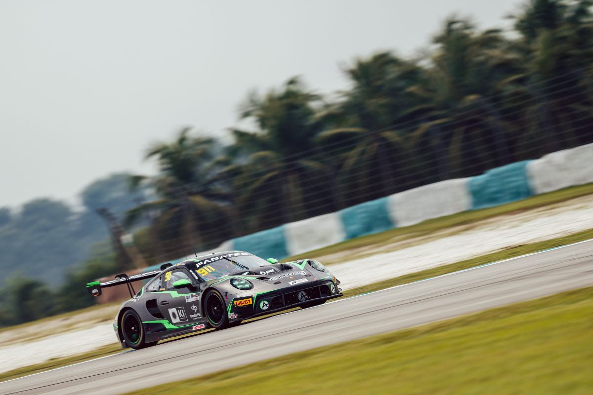 11 Porsche entries for Buriram GT World Challenge Asia in Thailand