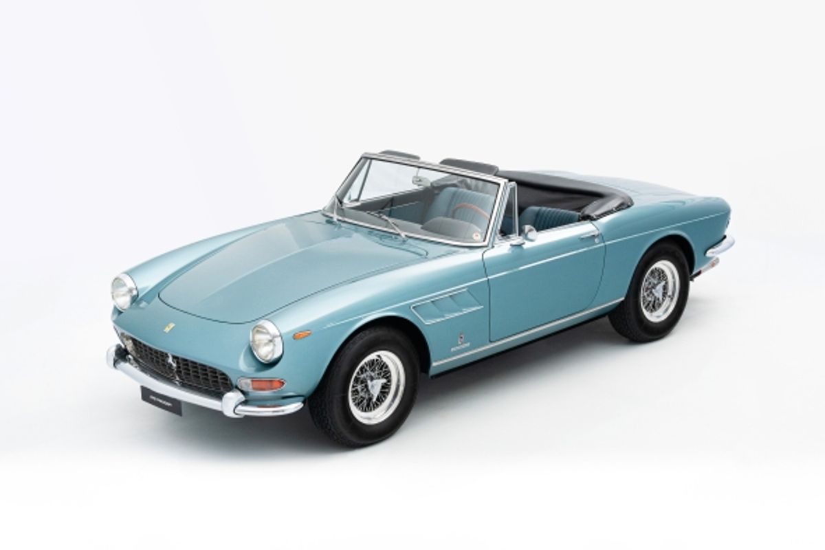 MonacoCarAuctions Ferrari  themed first sale includes five Ferrari Testarossas