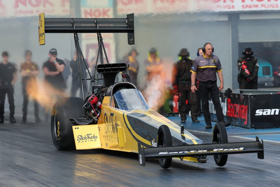 European Drag Racing season-opener roars into action at Santa Pod