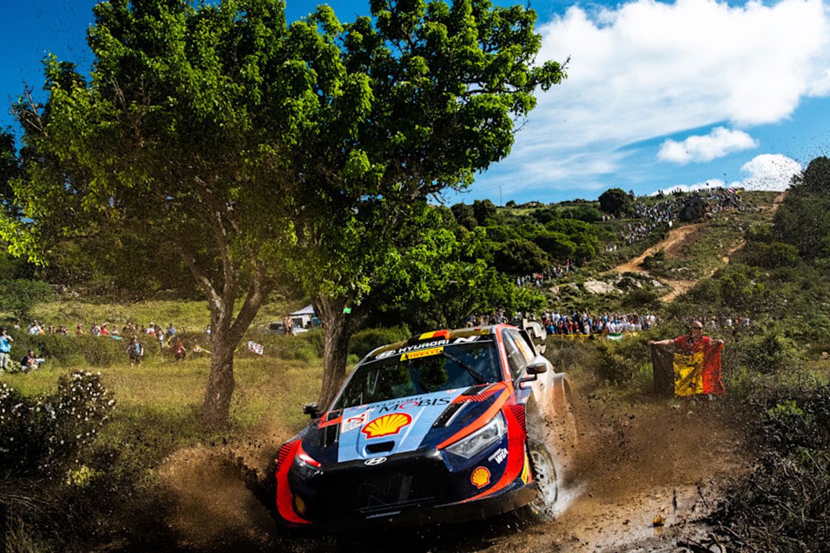 Title fight heats up as new format debuts on Rally Italia Sardegna