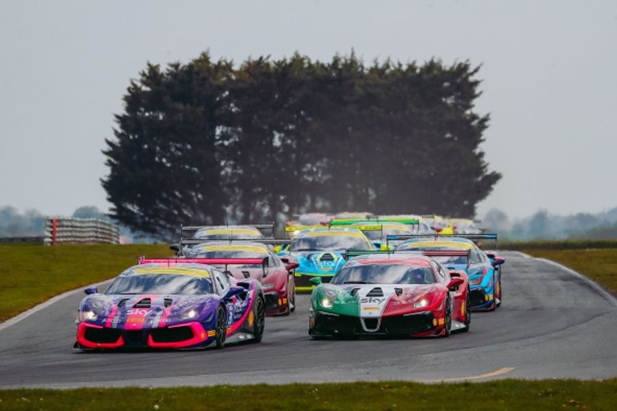 Ferrari Challenge UK Race Weekend: Snetterton: 8 – 9 June
