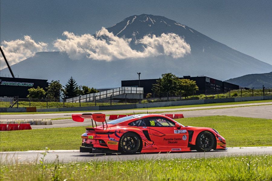 13 Porsche entries head to Fuji for GT World Challenge Asia
