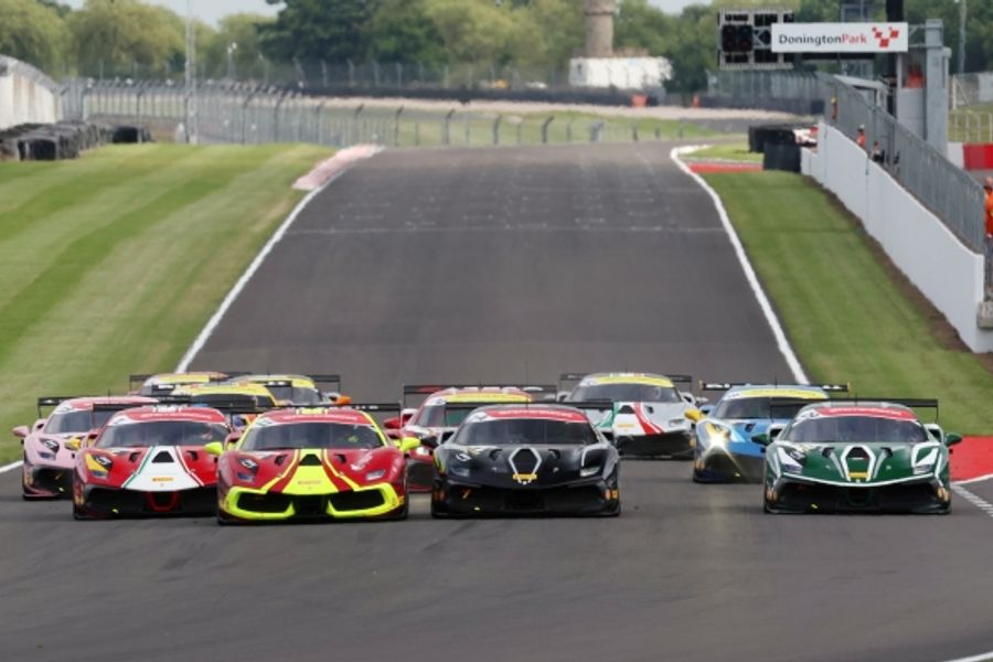 Khera wins on return; Rees & Dewhirst share Ferrari Challenge Trofeo Pirelli spoils