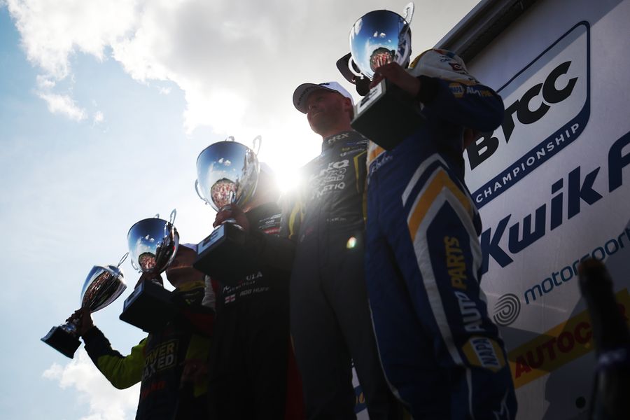 Trio of winners as BTCC returns at Croft
