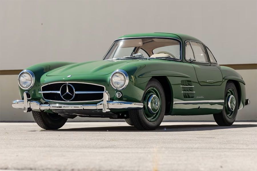 Duo of Mercedes-Benz 300SL Gullwings Head to Mecum Monterey Auction