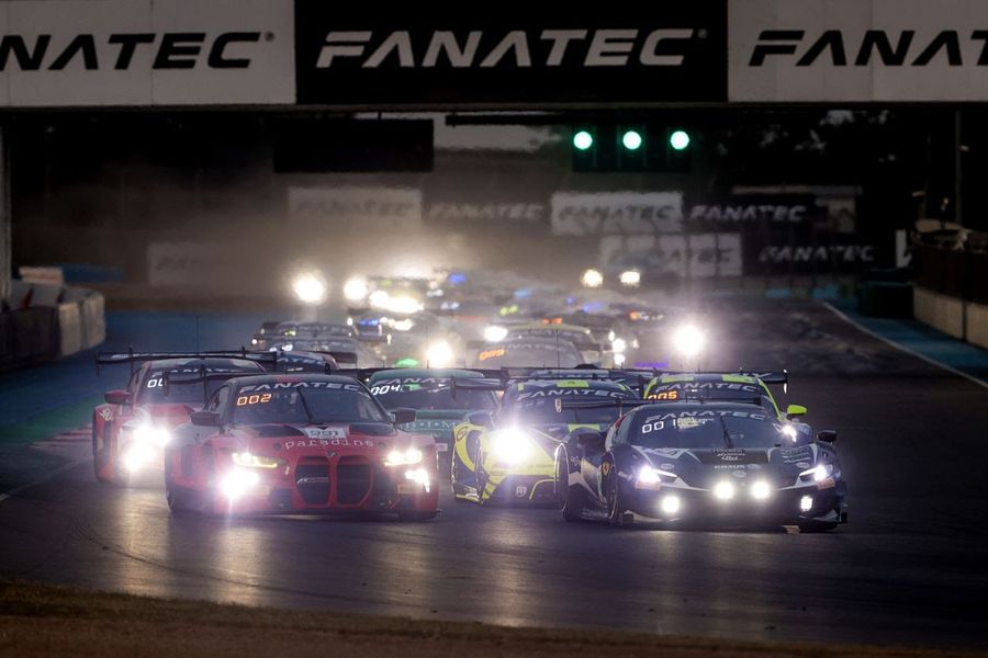 Rutronik Racing Porsche charges to maiden Sprint Cup victory