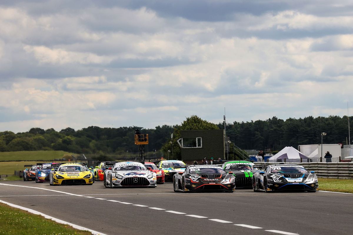 British GT Donington:  Overall titles up for grabs