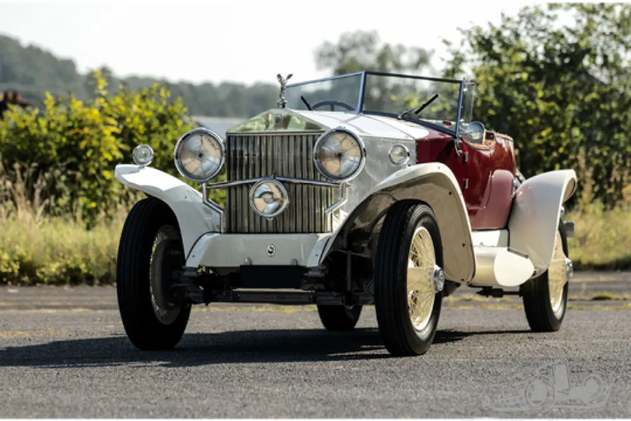AGUTTES AUTOWORLD AUCTION & MOTION: Rolls-Royce Phantom I Boat-Tail