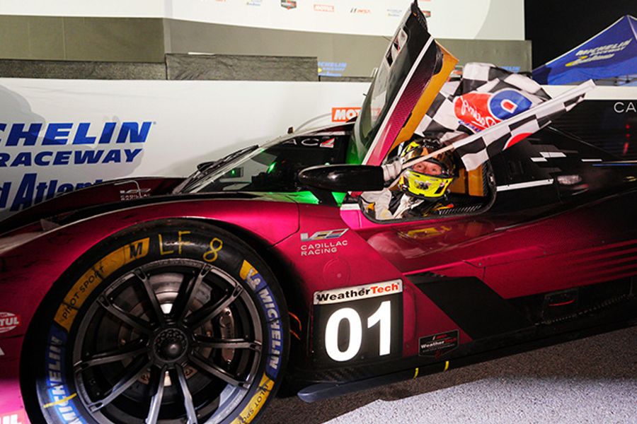 Cadillac Racing Cadillac win 10-hour Motul Petit Le Mans