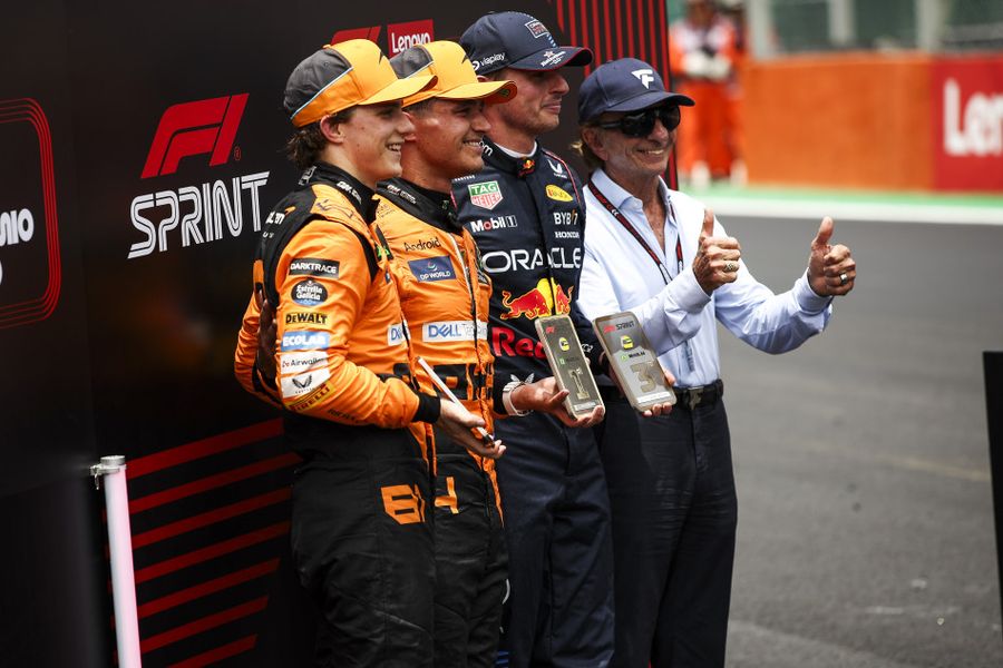 Norris handed São Paulo Sprint win by Piastri,