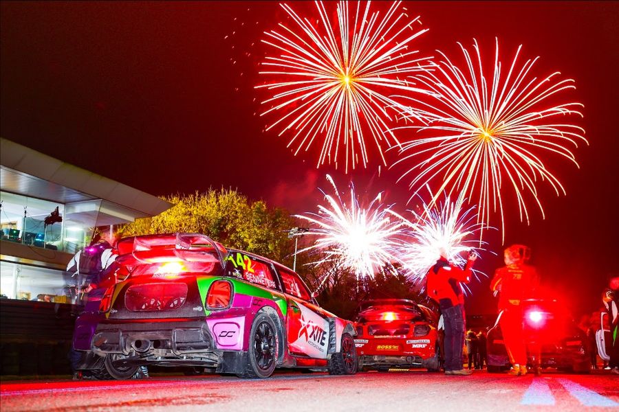 Barrett & Bennett share the Supercar spoils @ 5 Nations BRX Lydden Hill