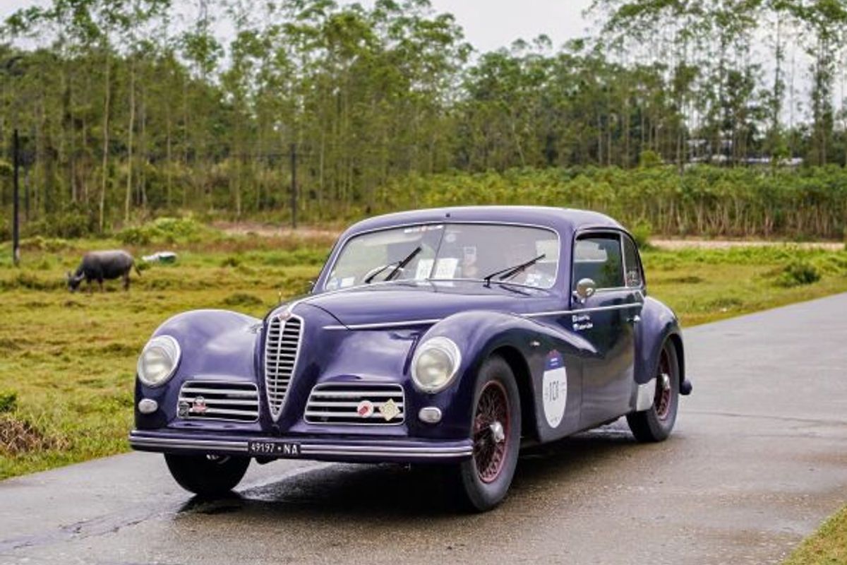 Alfa Romeo 6C 2500 wins 1000 Miglia Experience China
