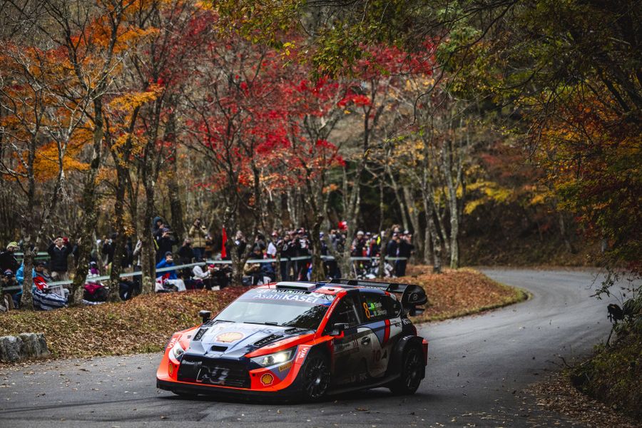 Tänak sparks title drama as Friday frustrates Neuville in Japan