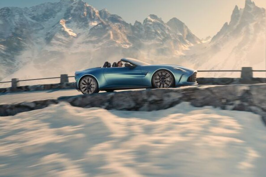 New Aston Martin Vantage Roadster, designed for open air thrills