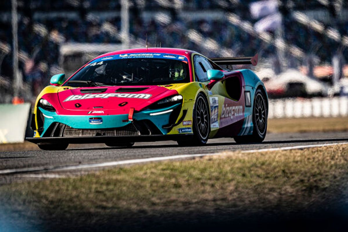 McLaren Artura GT4 victorious at Daytona with Accelerating Performance