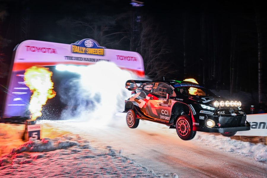 Evans takes early lead Thursday at Rally Sweden