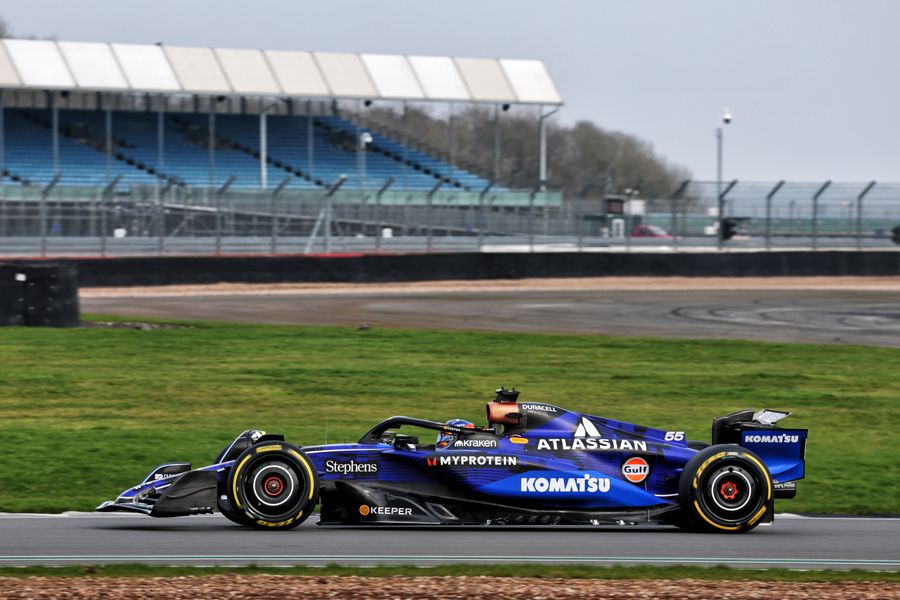 Williams DF1 2025 challenger makes on track debut