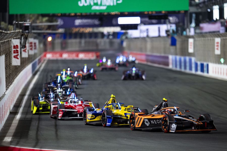 Oliver Rowland takes second seasonal E-Prix win