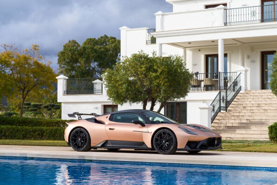 Maserati GT2 Stradale debuts on the road