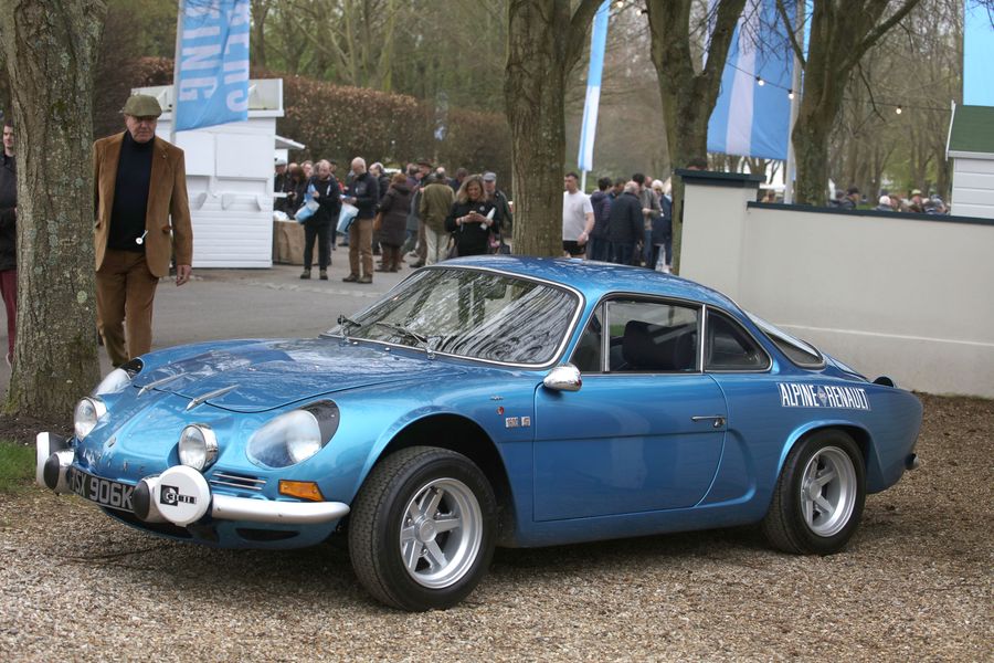 Alpine celebrates 70th anniversary @ Goodwood Members' Meeting