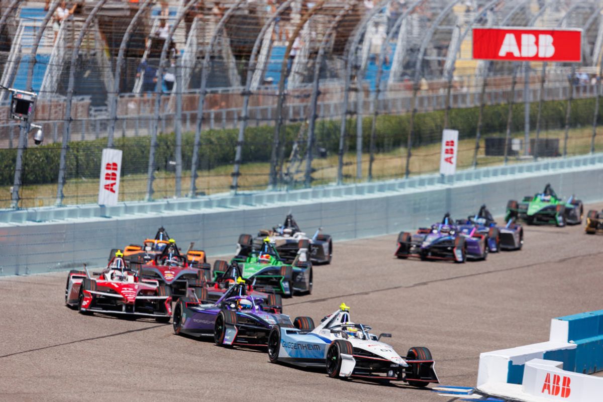Wehrlein kicks of Formula E title defence with Miami E-Prix win