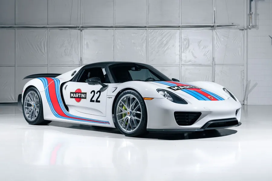 Porsche 918 Spyder Weissach Martini Racing @ Broad Arrow Porsche Auction