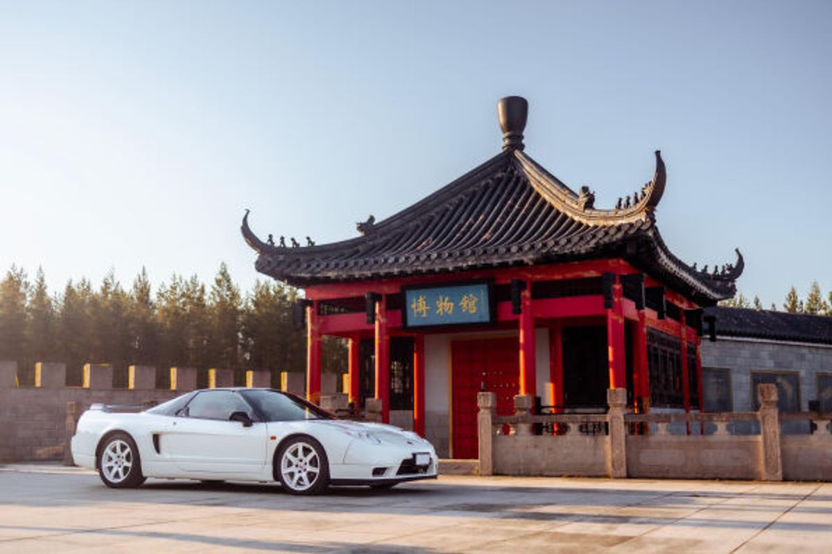 Rare Honda NSX-R takes to the track before Villa d’Este Auction, video