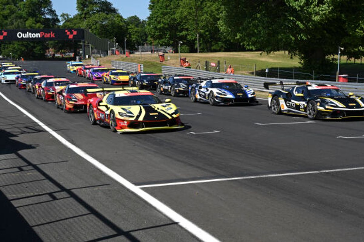 Yates and Hunter share Ferrari Challenge UK Trofeo Pirelli wins