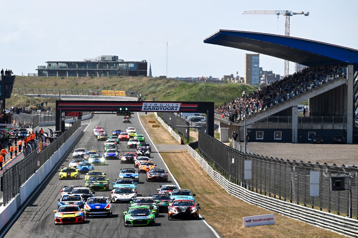 Two from two for Consani, Lariche in GT4 European Series at Zandvoort