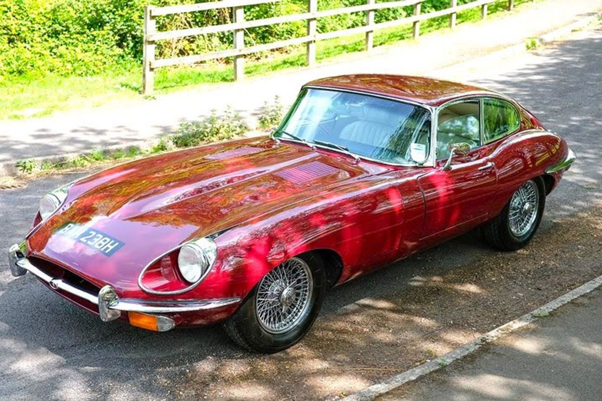 Dore & Rees Thruxton Retro Auction