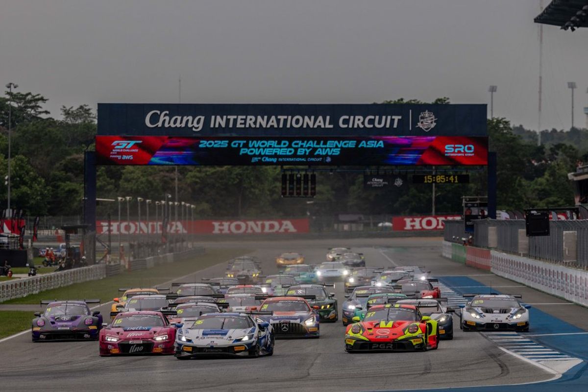 Last lap pass earns Yu, Cheng GT World Challenge Asia win