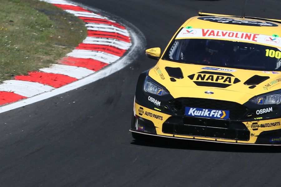 Ash Sutton sweeps to BTCC Race 2 victory