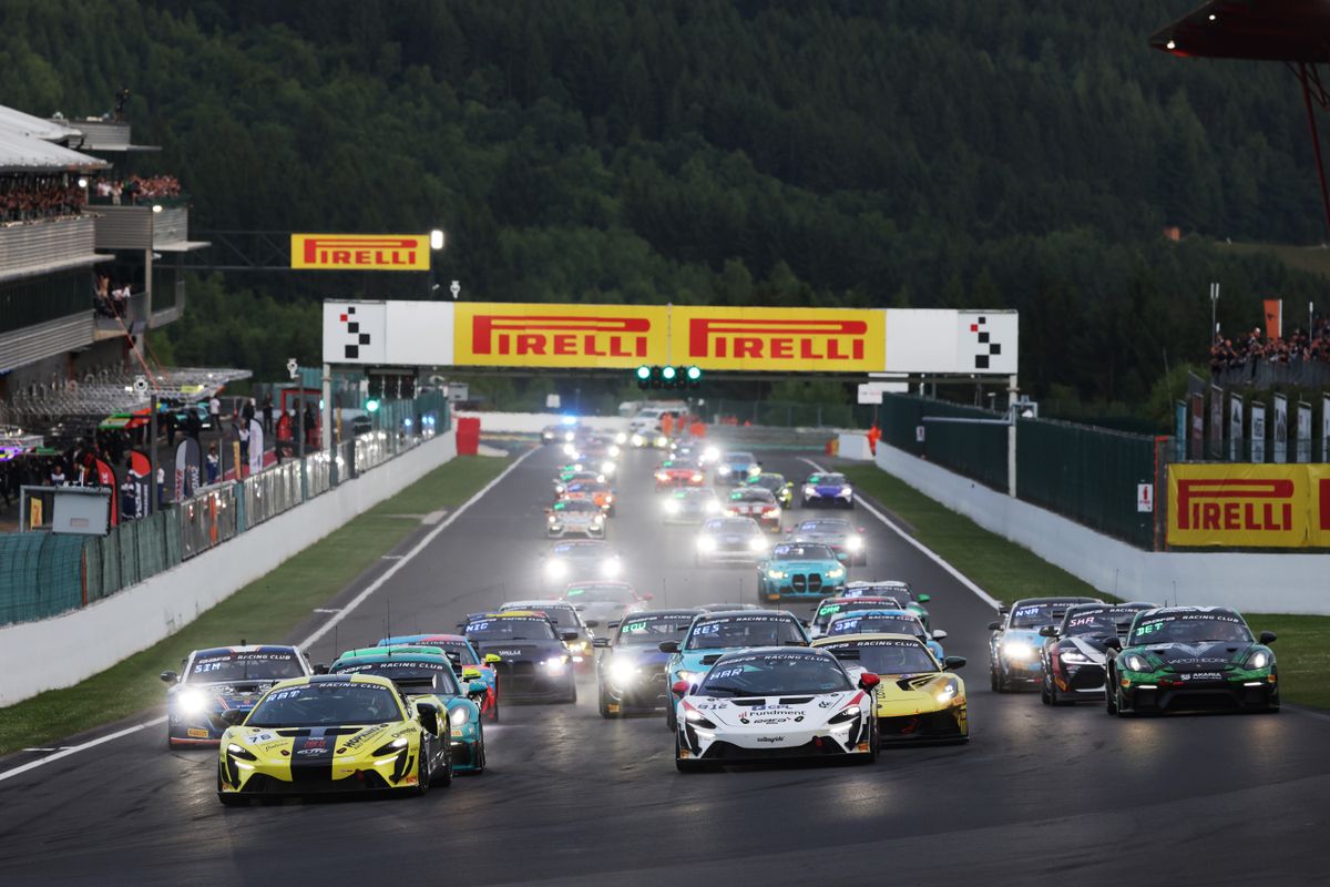 Guilvert & Petit claim first GT4 European Series victory at Spa