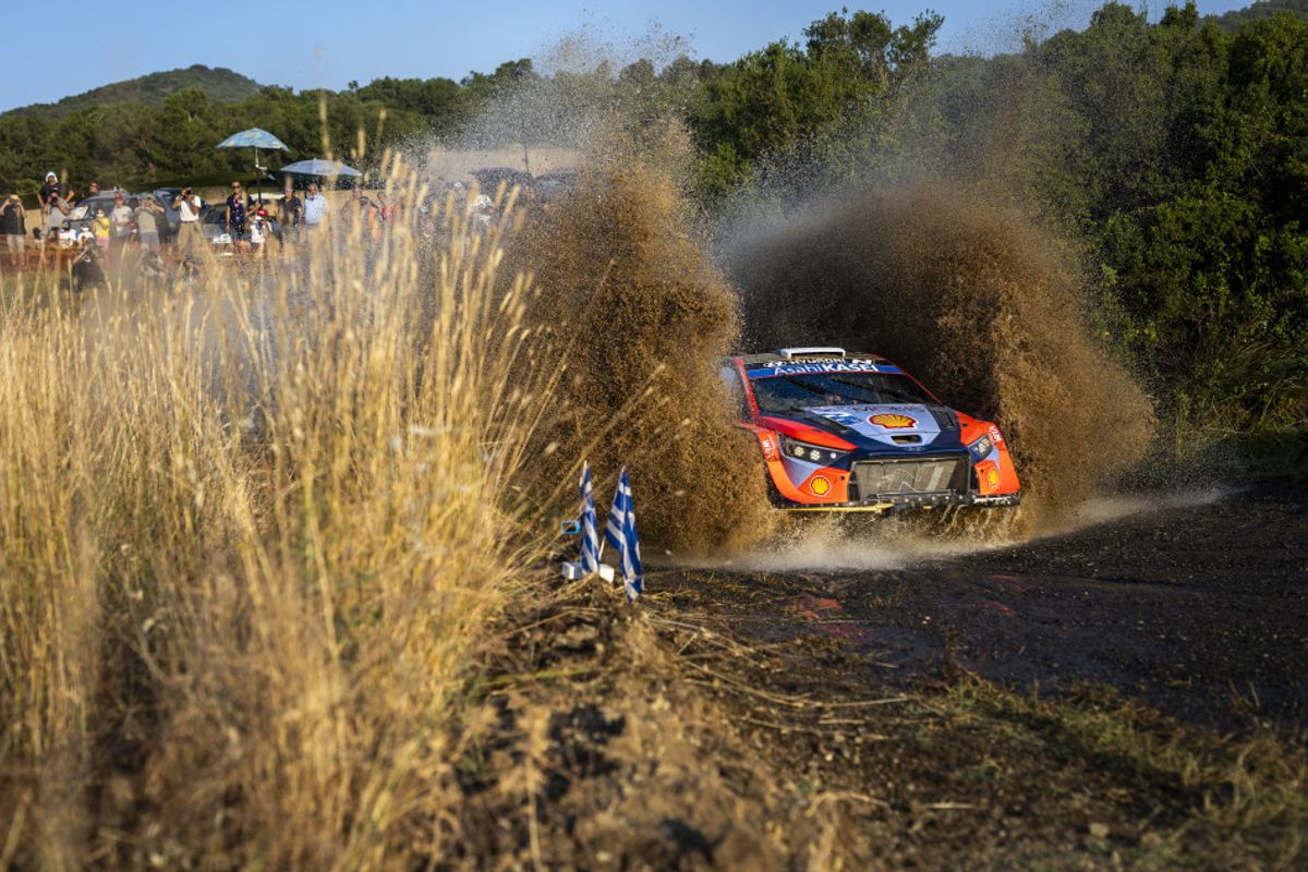 Tänak leaves rivals trailing Saturday on the Acropolis Rally