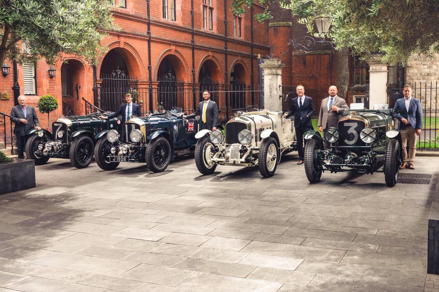 Works team for Le Mans Classic recreates famous 1929 Bentley Boys photo