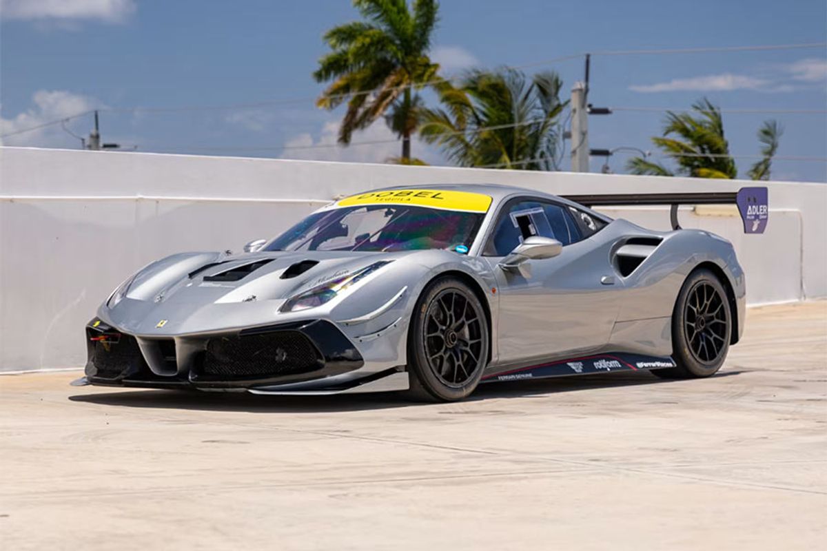 Ferrari 488 Challenge EVO among Italian Sports Cars @ Mecum's Summer Special