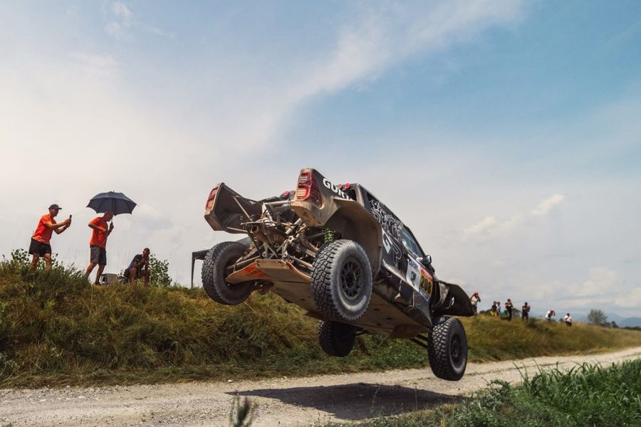 Baja Cup contenders head to the punishing heat and dust of Baja Spain Aragón