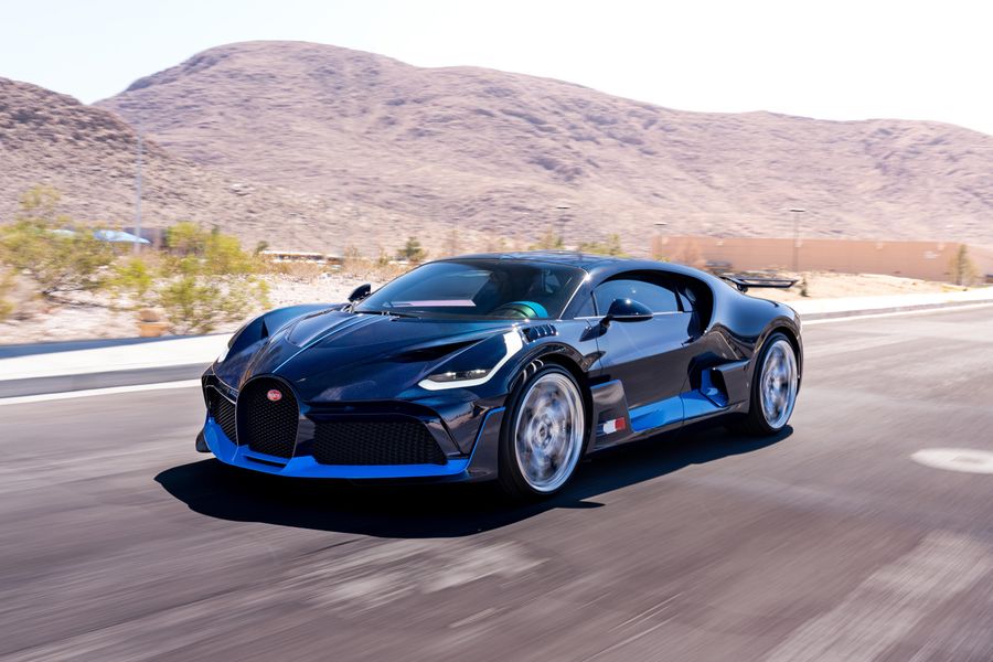 2020 Bugatti Divo to be sold without reserve @ Bonhams Quail auction