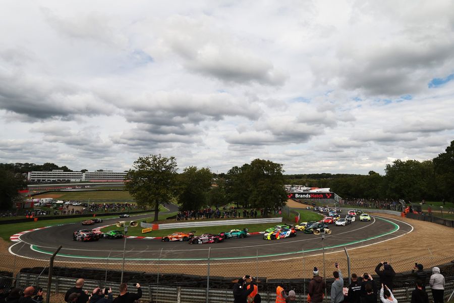 British GT titles up for grabs at Brands’ penultimate round