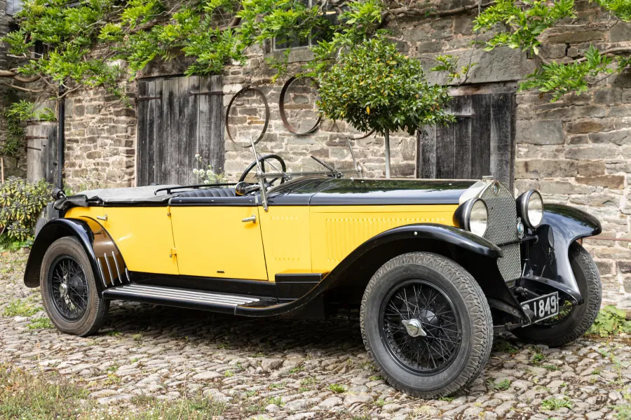 Alfa Romeo 6C 1750 Sport Tourer Coachwork by Carrozzeria Zagato @ Bonhams
