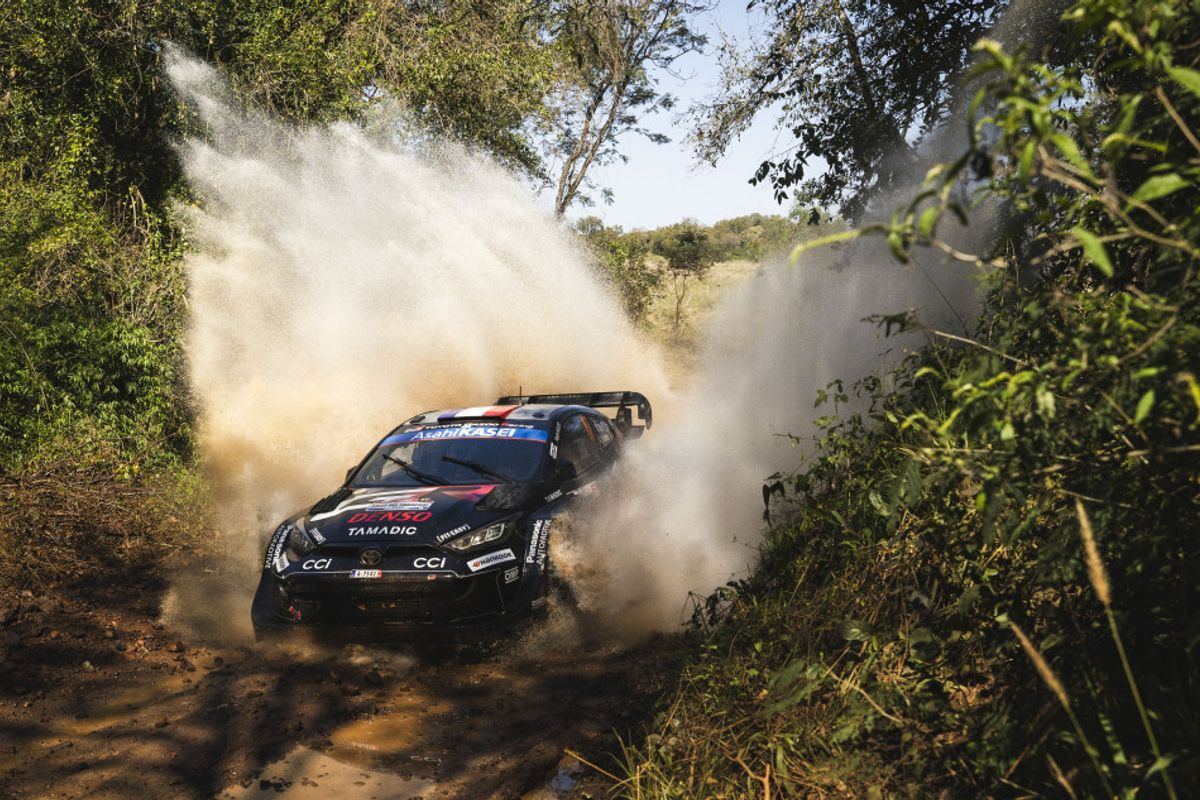 Ogier snatches Rally Paraguay lead from stricken Rovanperä