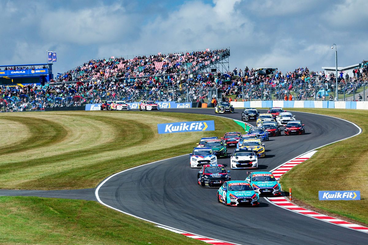BTCC Win apiece for Chilton, Cammish & Ingram around Donington GP circuit