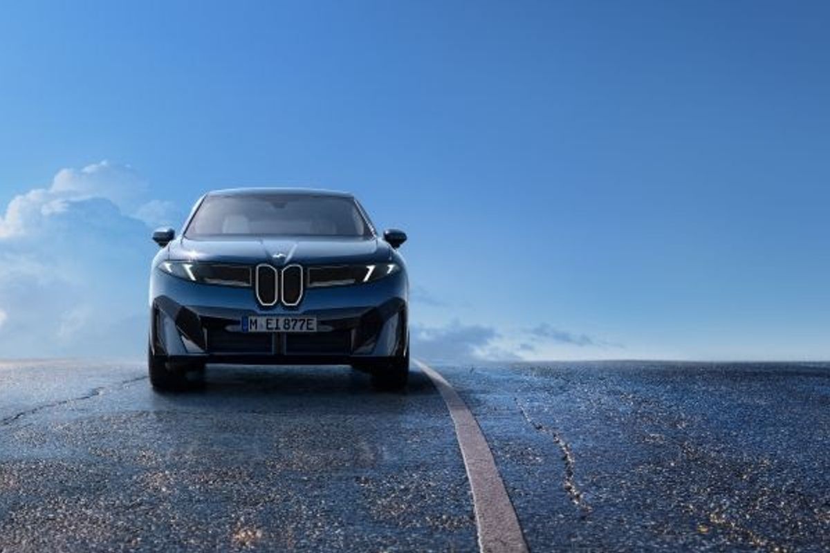 The start of a new era. The new BMW iX3