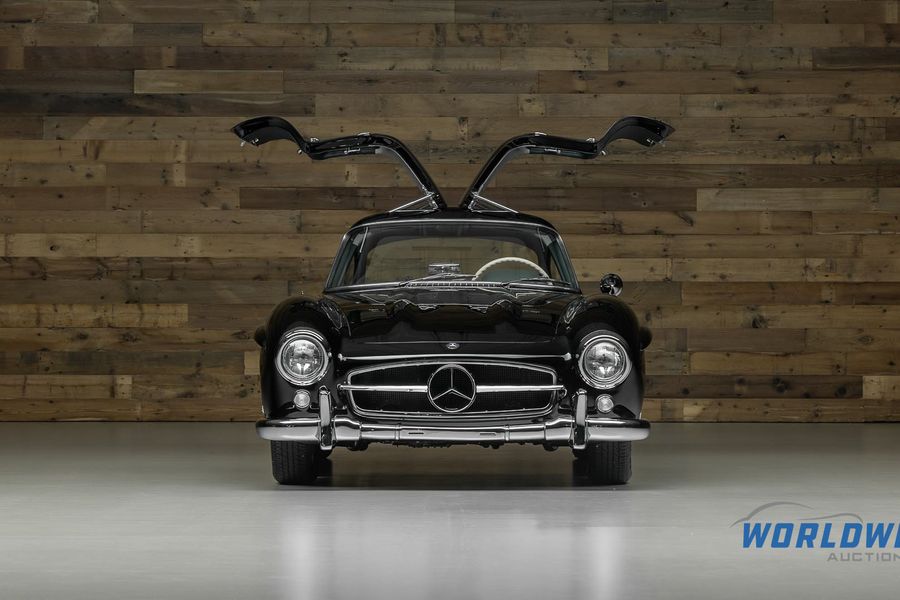 Worldwide Auctioneers Annual Auburn Auction & Show highlights & results, video