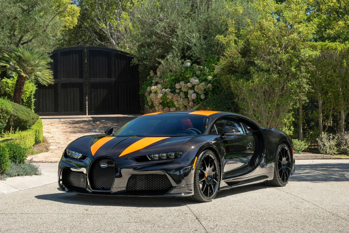 2022 Bugatti Chiron Super Sport 300+ Coupe @ Bonhams
