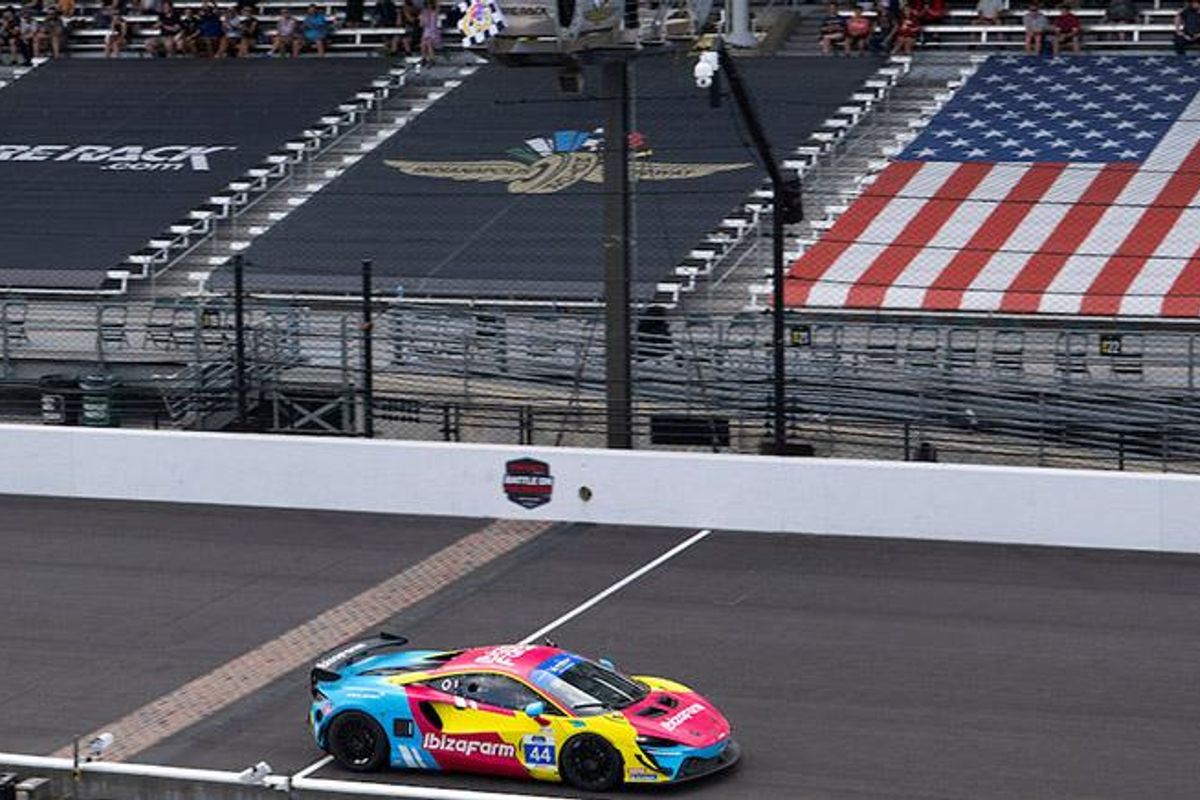 McLaren 1-2 in IMSA Michelin Pilot Challenge Indy Race