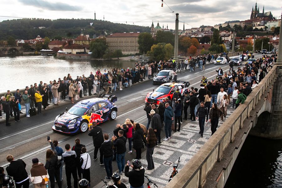 WRC receives Presidential welcome in Prague