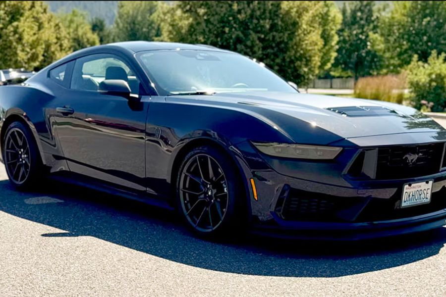 2024 Ford Mustang Dark Horse Coupe No Reserve @ Mecum Las Vegas