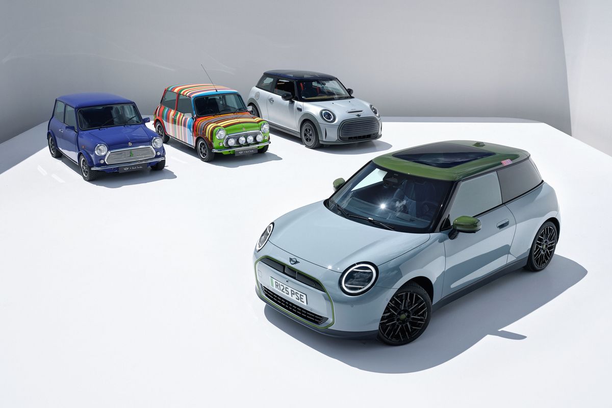 New MINI Paul Smith Edition: A collaboration between two British icons
