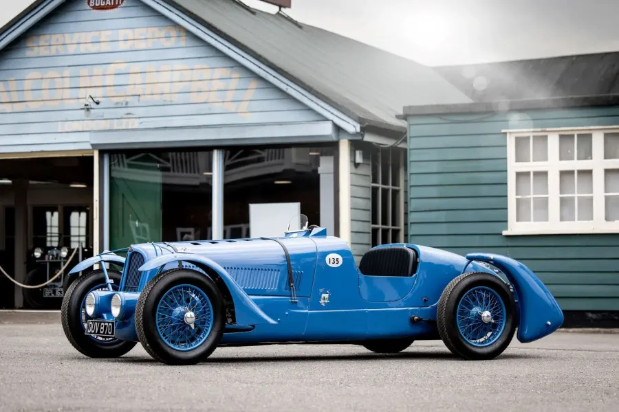 Stand out classic cars at the RM Sotheby’s London Belgravia Auction